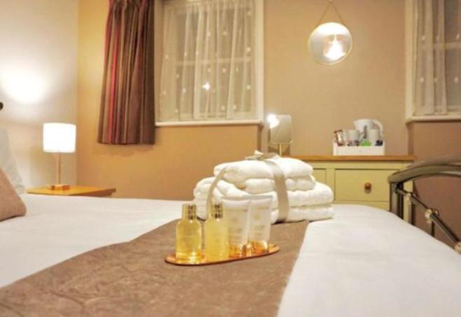 Stratton Cottage Guesthouse 比格尔斯威德 外观 照片 A room at the hotel